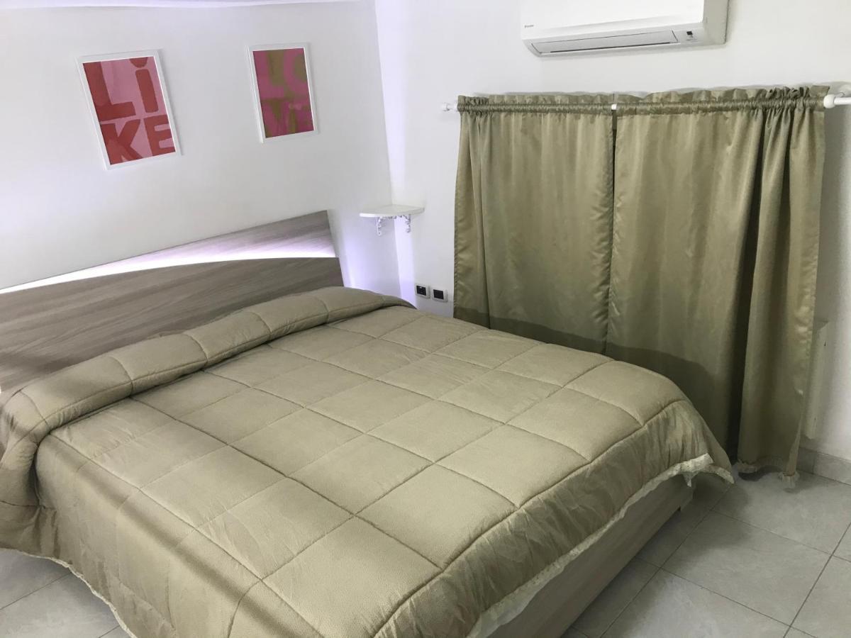 Regy Bed & Breakfast Napoli Exterior foto
