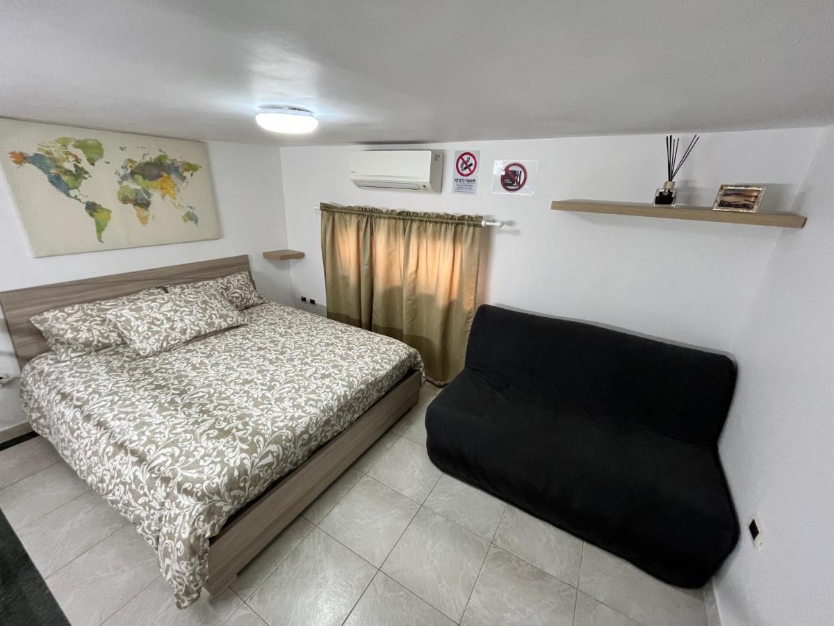 Regy Bed & Breakfast Napoli Exterior foto