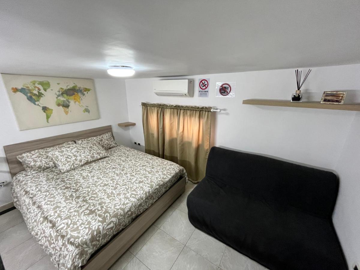 Regy Bed & Breakfast Napoli Exterior foto