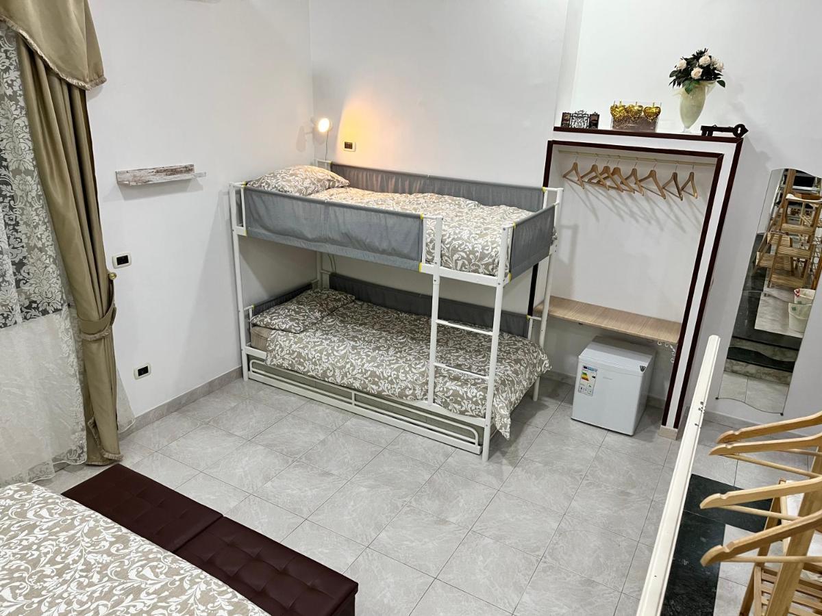 Regy Bed & Breakfast Napoli Exterior foto